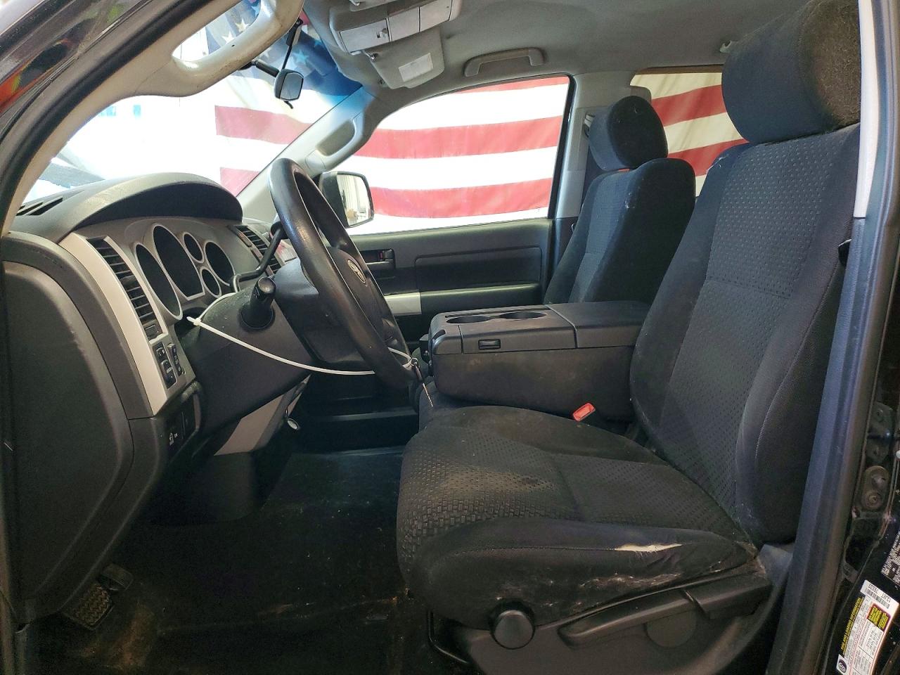 Toyota Tundra Double Cab Sr5