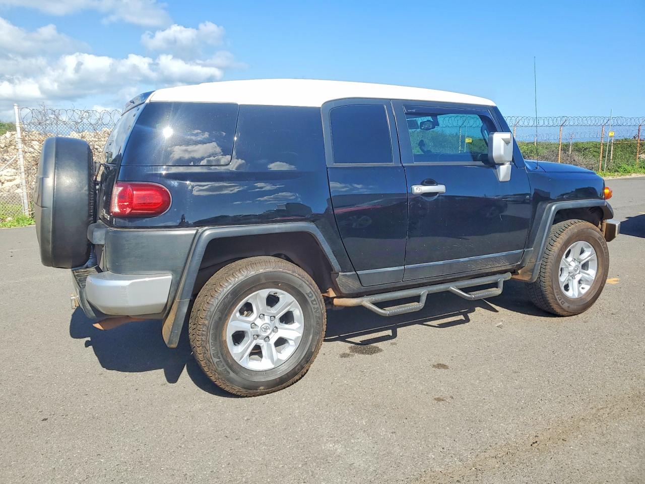 Toyota FJ Cruiser Base