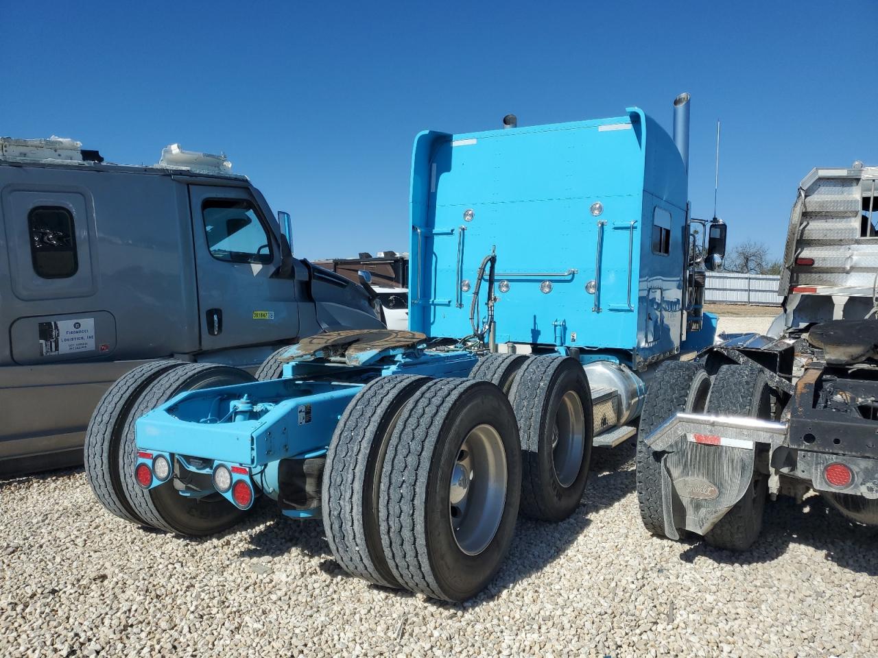 Peterbilt 389