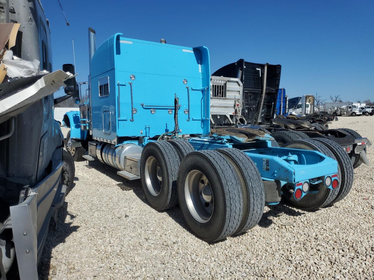 Peterbilt 389
