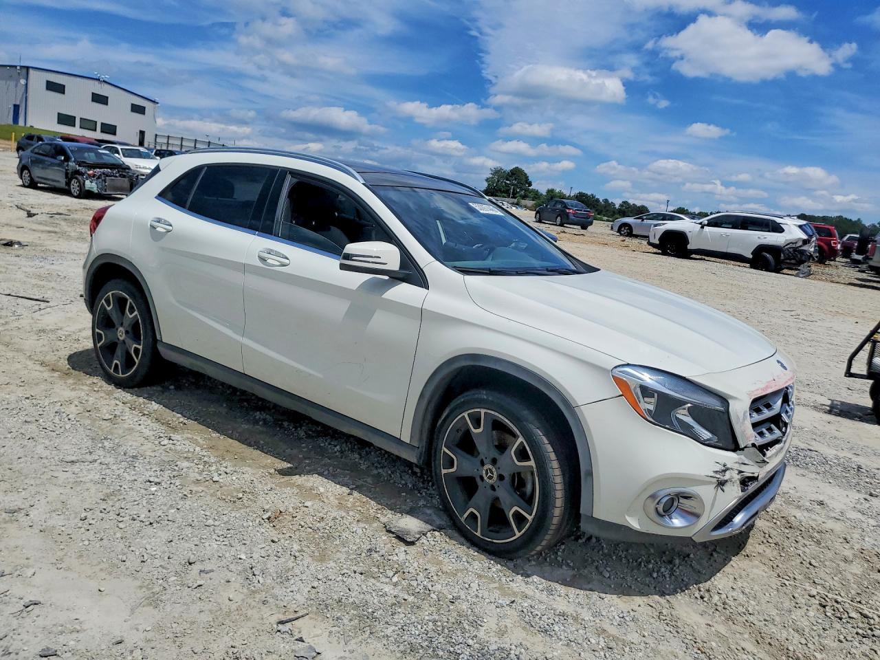 Mercedes-Benz GLA 250