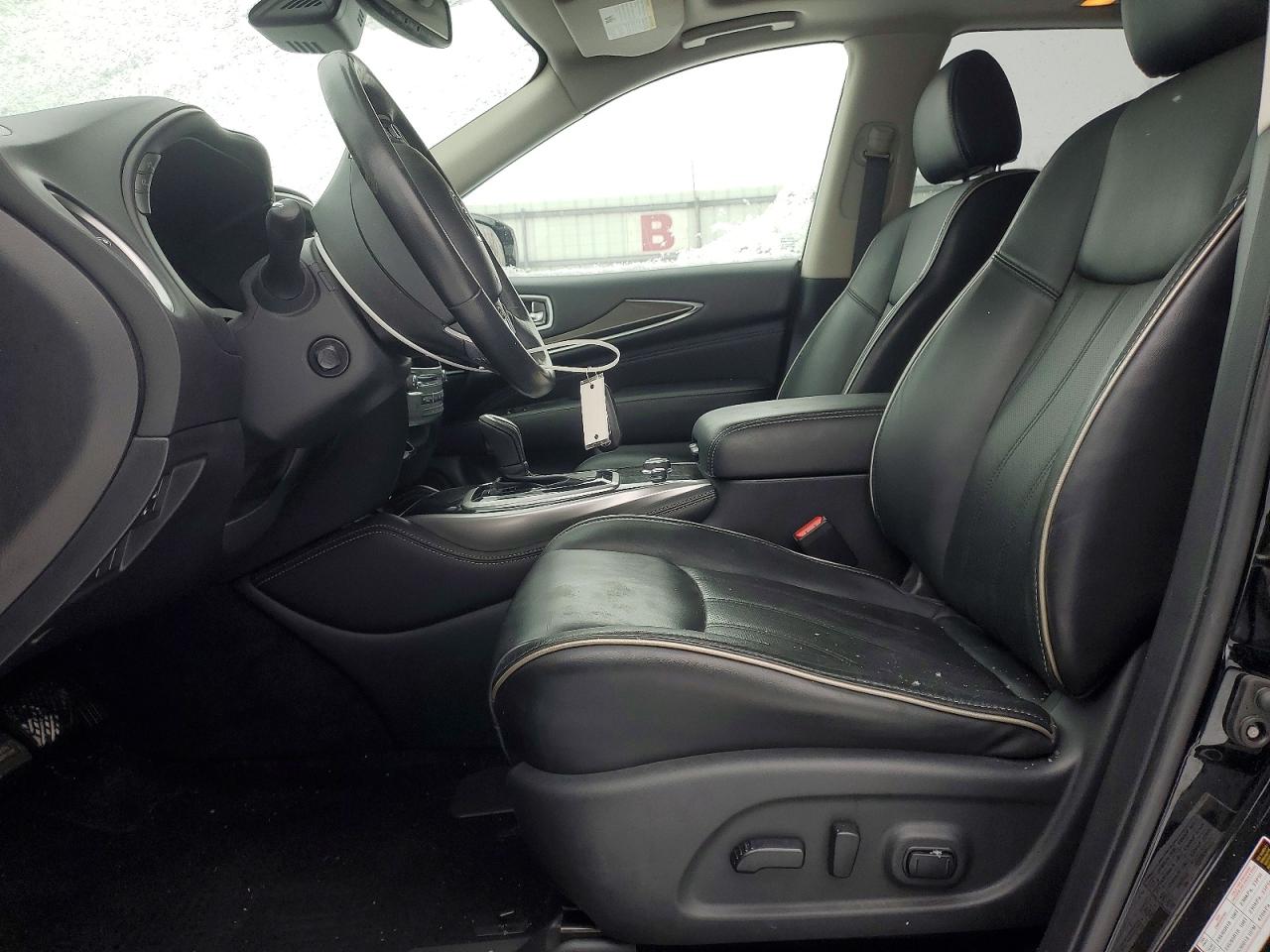 INFINITI Qx Luxe