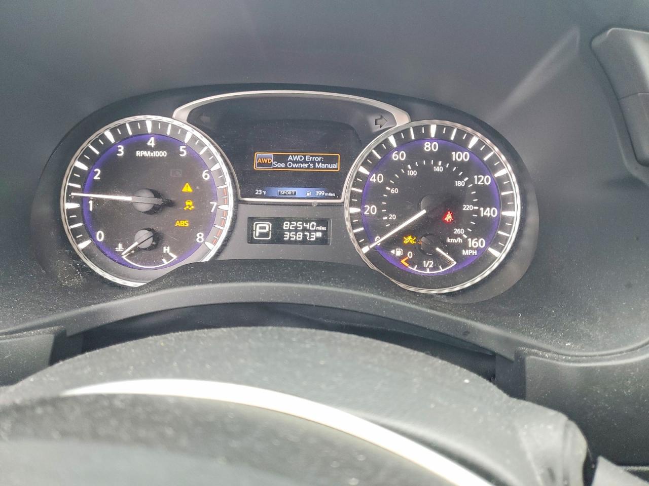 INFINITI Qx Luxe