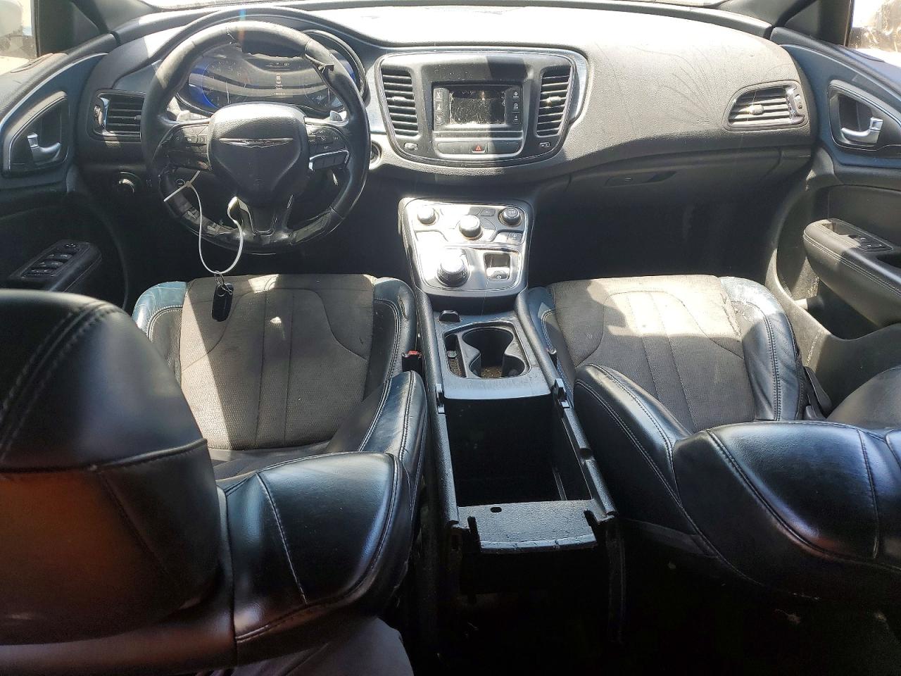 Chrysler 200 S