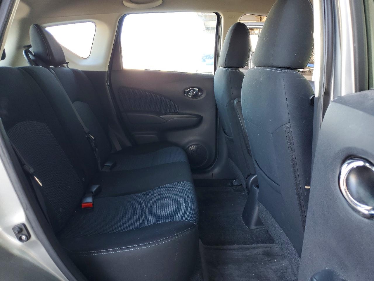 Nissan Versa Sv