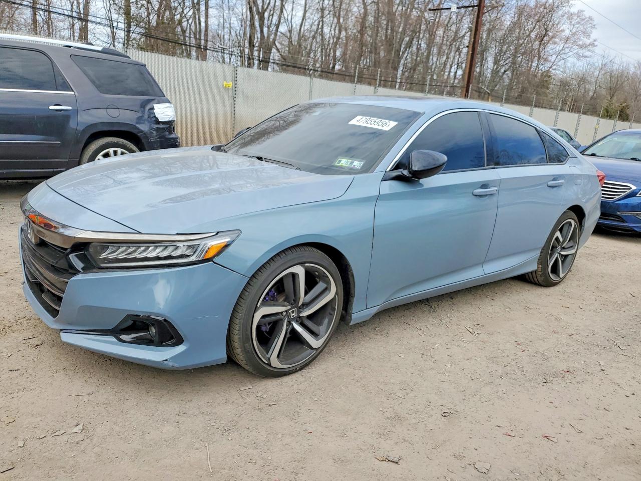 Salvage Honda Accord Image