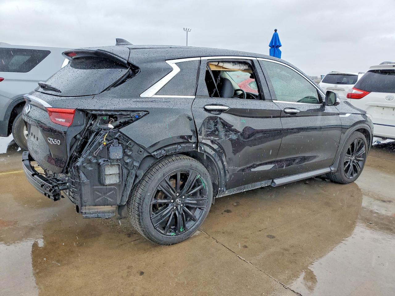 INFINITI Qx Sensory