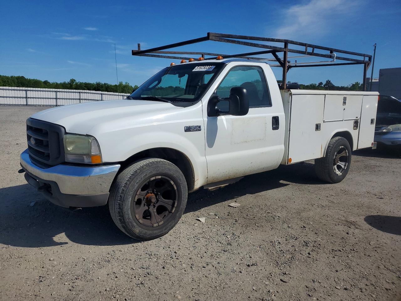 Salvage Ford F-350 Image