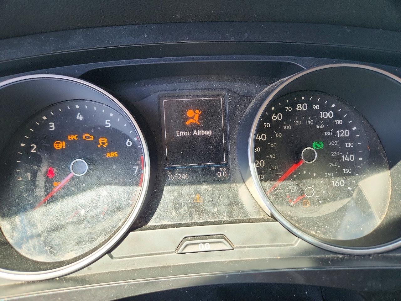 Volkswagen Tiguan S