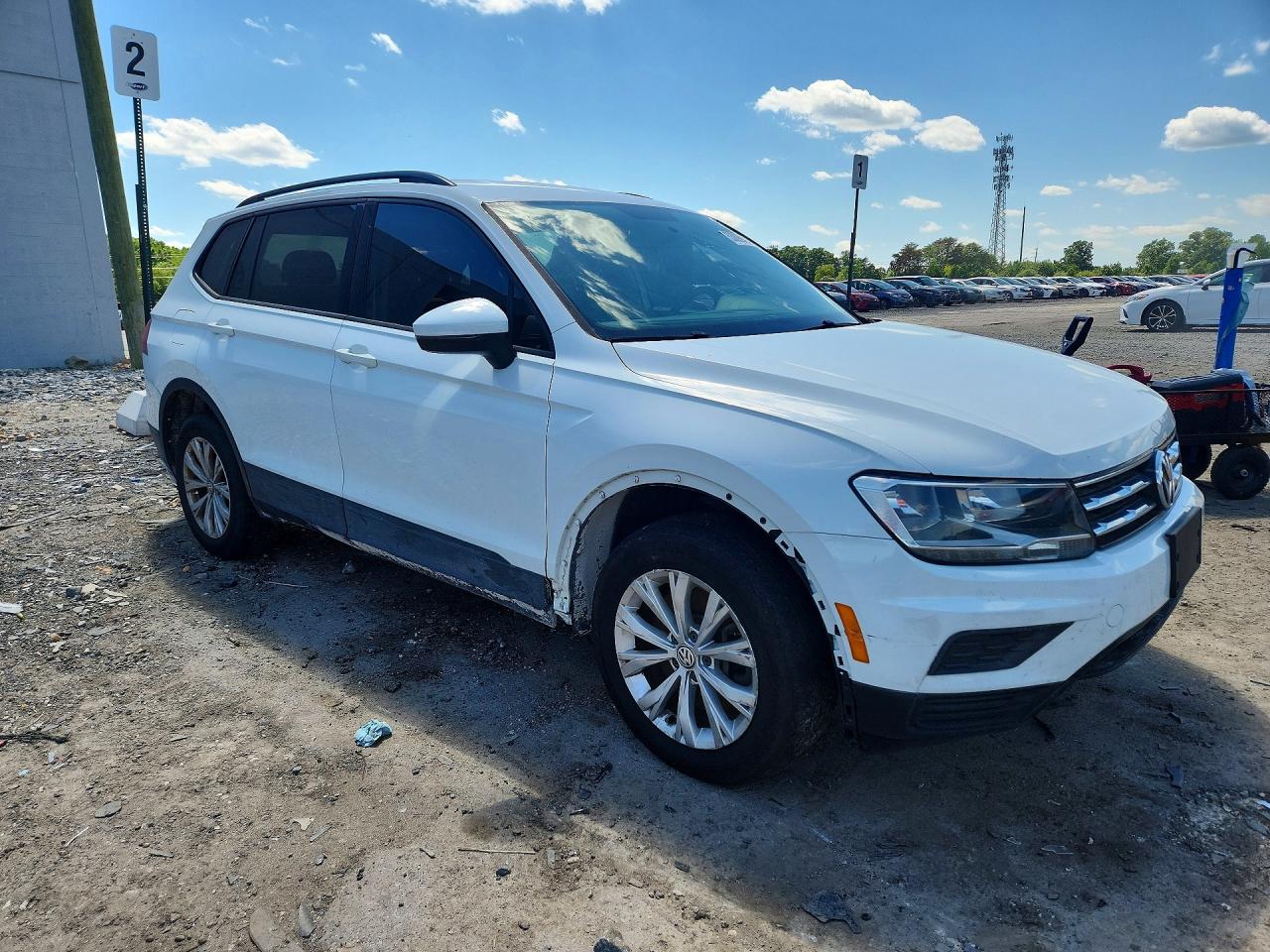 Volkswagen Tiguan S