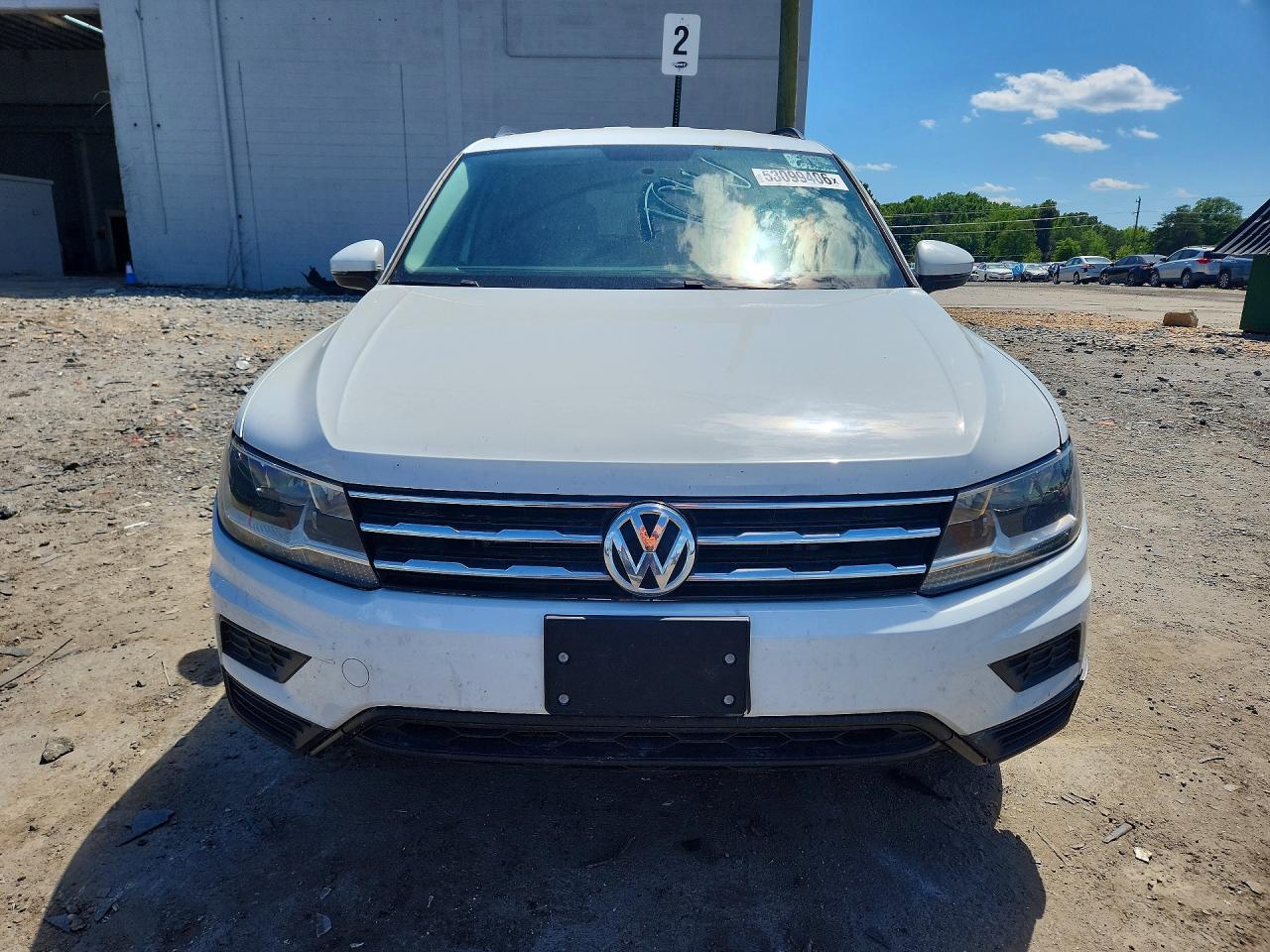 Volkswagen Tiguan S