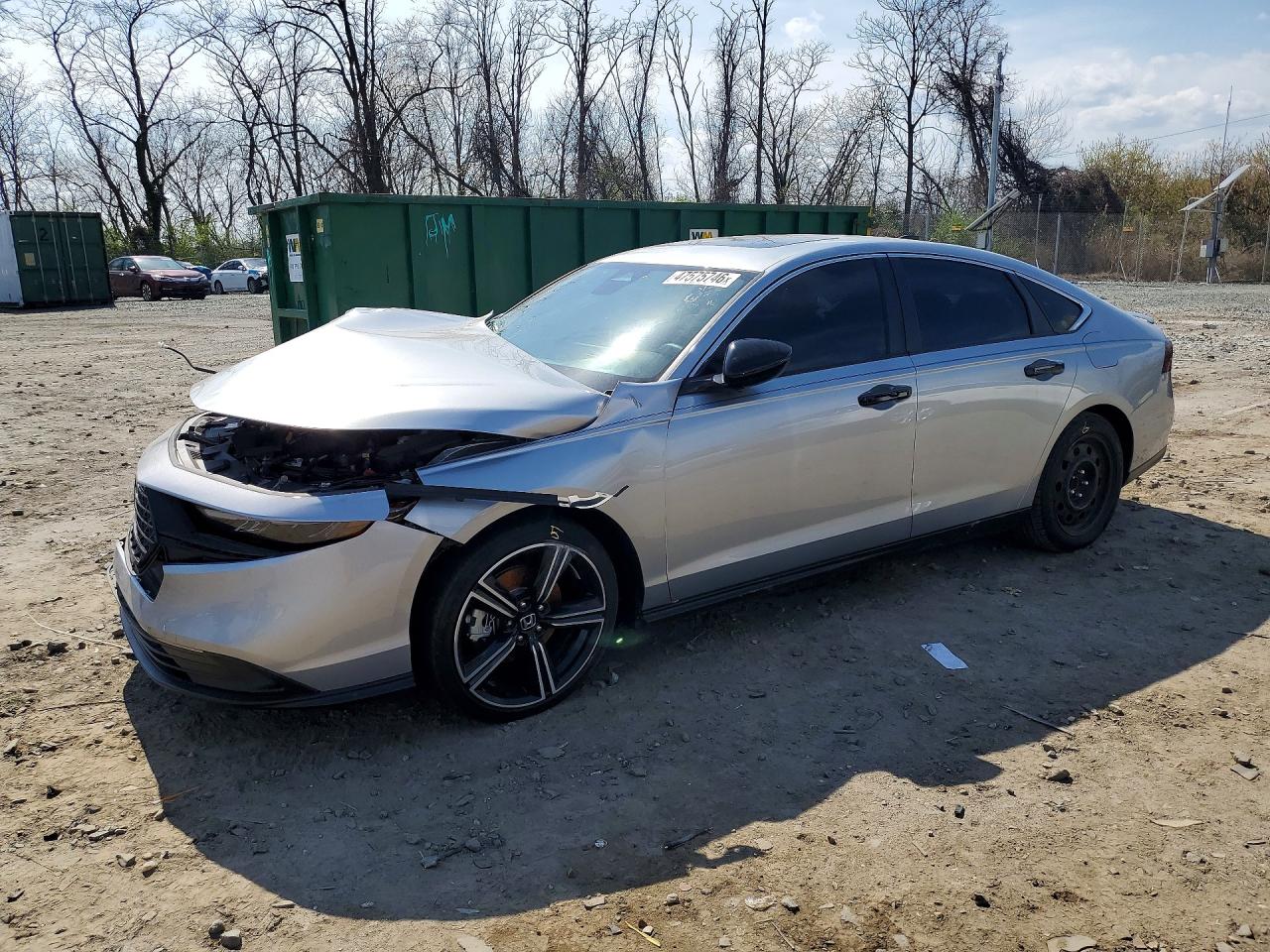 Salvage Honda Accord Image