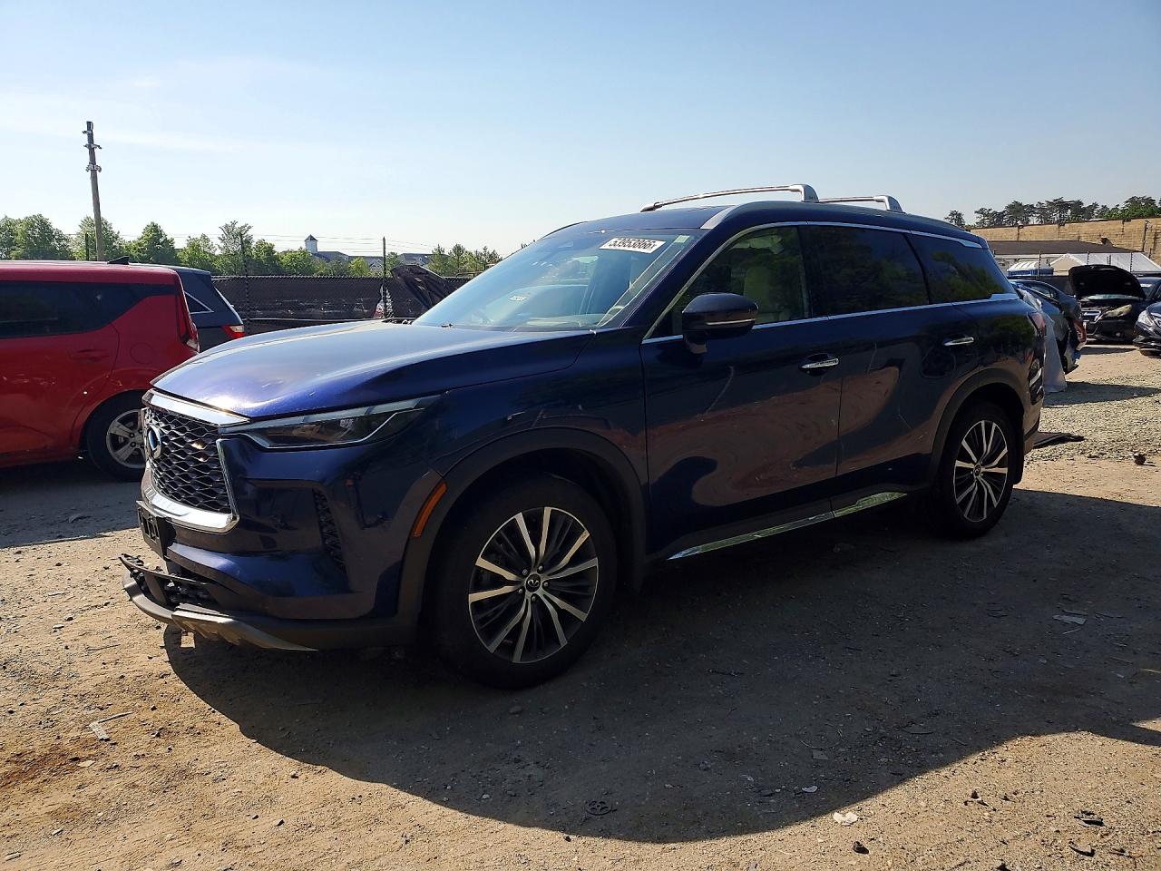 Salvage INFINITI Qx Image