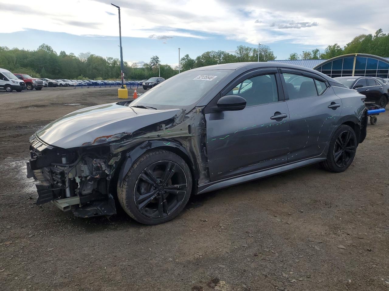 Salvage Nissan Sentra Image
