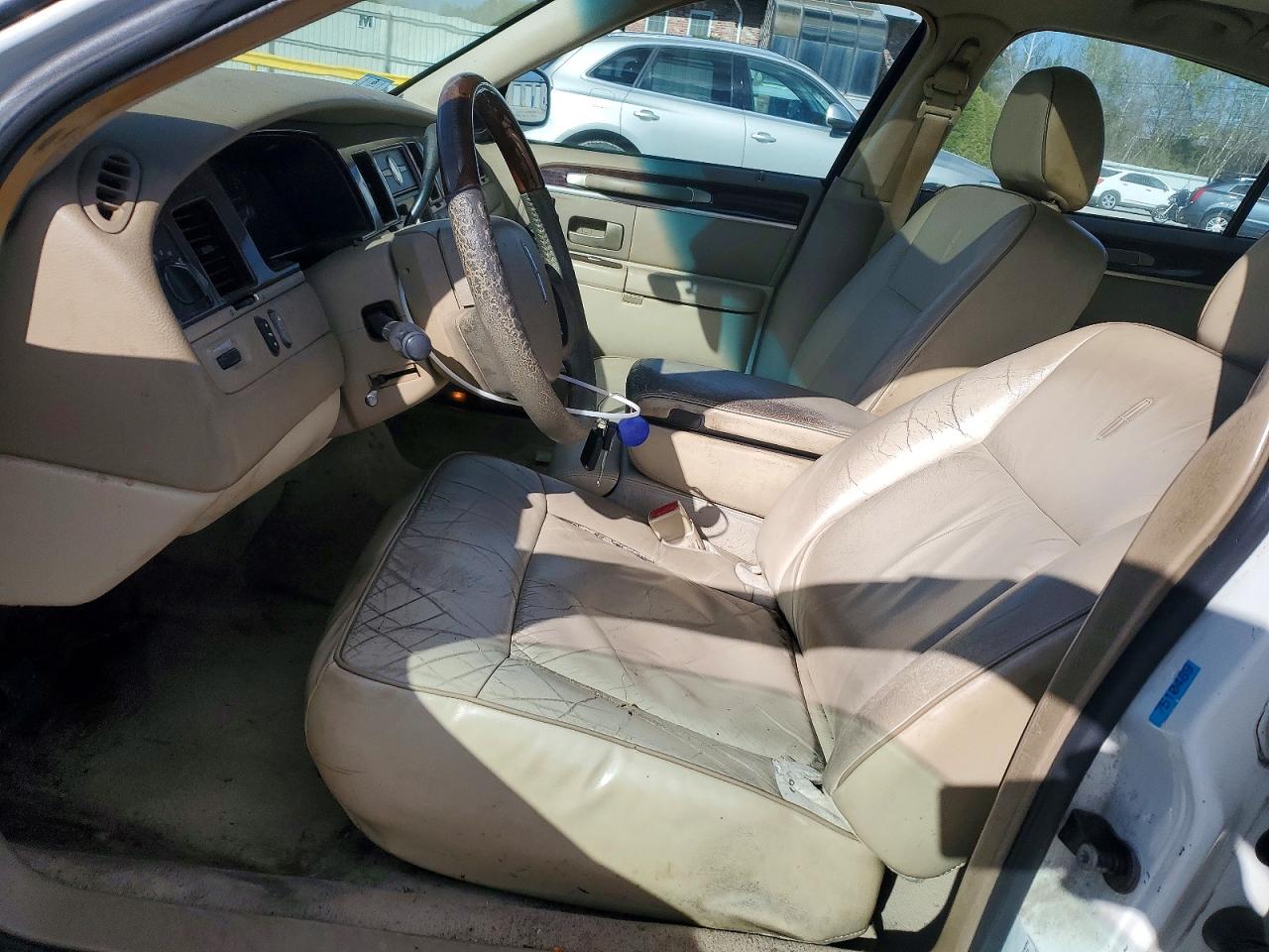 Lincoln Towncar