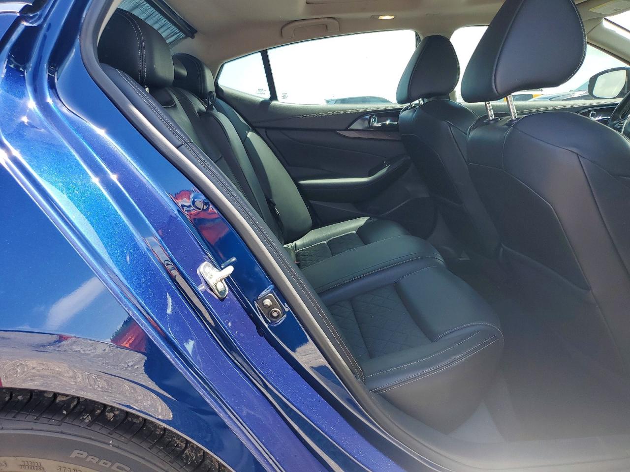 Nissan Maxima Platinum