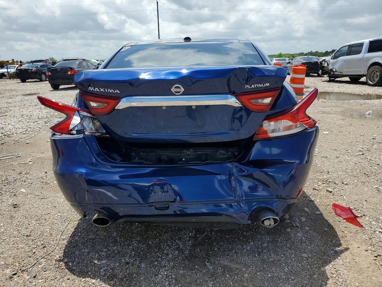 Nissan Maxima Platinum