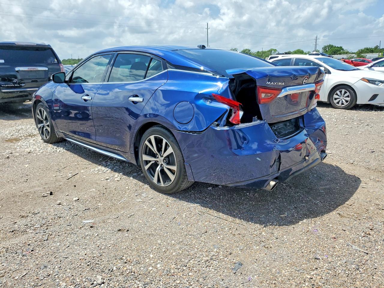 Nissan Maxima Platinum