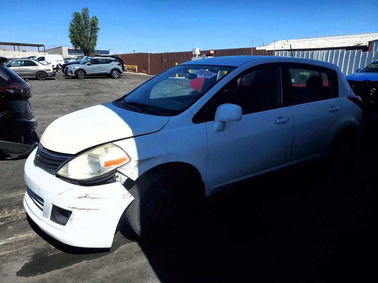 Salvage Nissan Versa Image