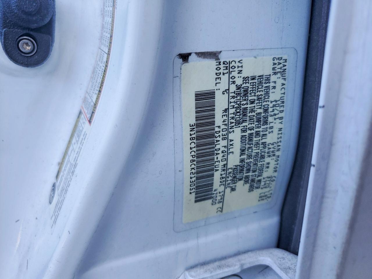 Nissan Versa 1.8 S