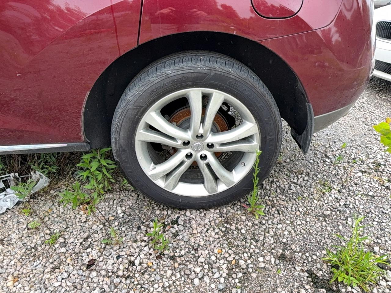 Nissan Murano S