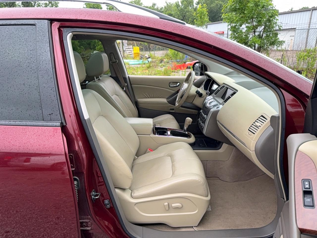 Nissan Murano S
