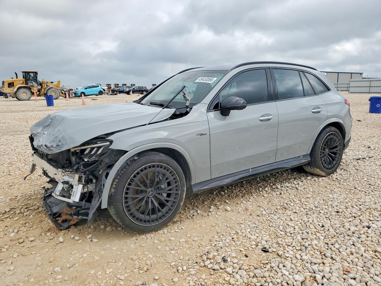 Salvage Mercedes-Benz GLC Image