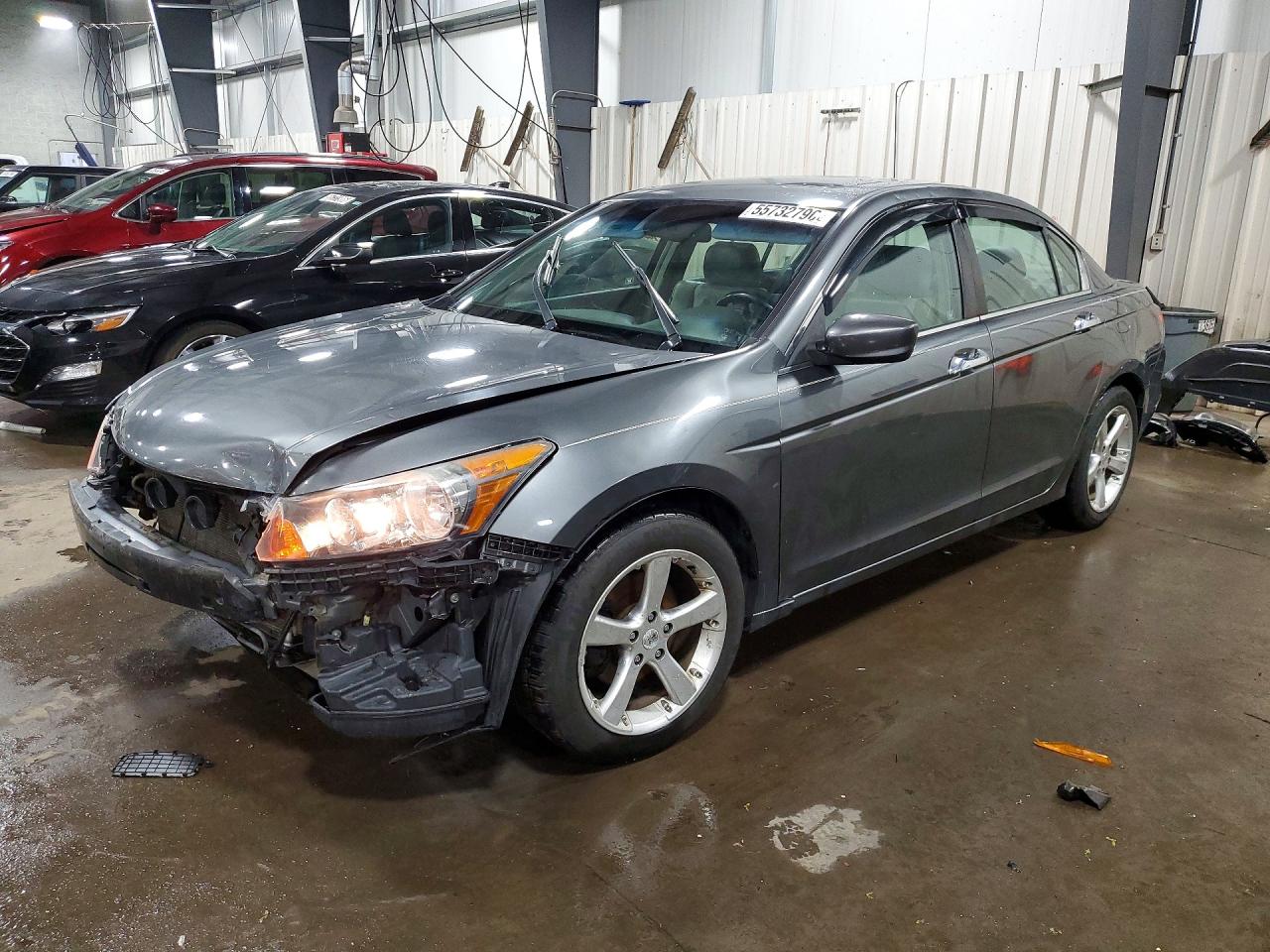 Salvage Honda Accord Image