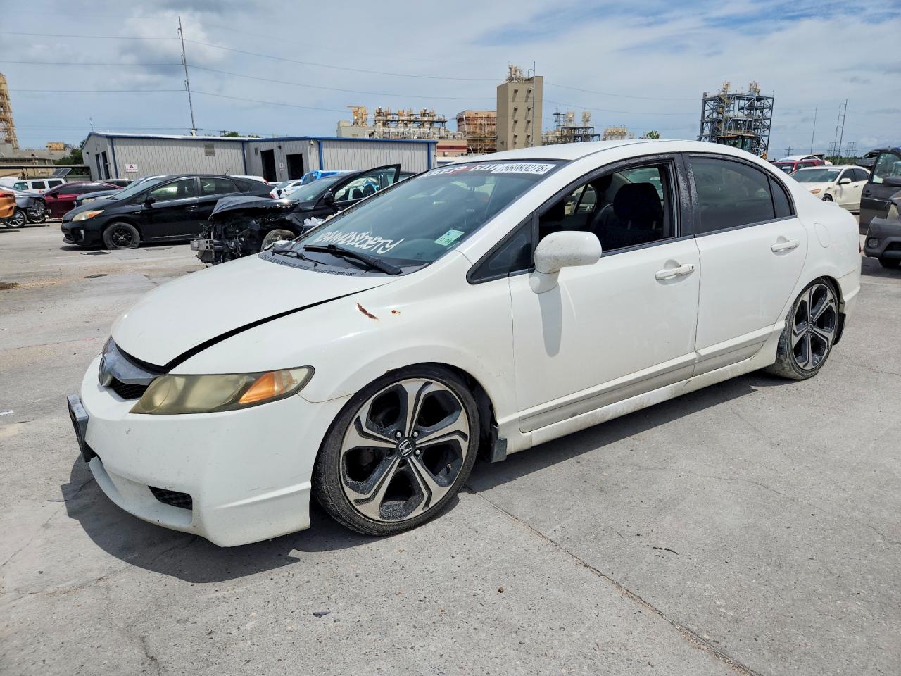 Salvage Honda Civic Image