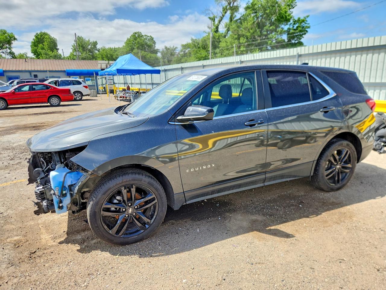 Salvage Chevrolet Equinox Image
