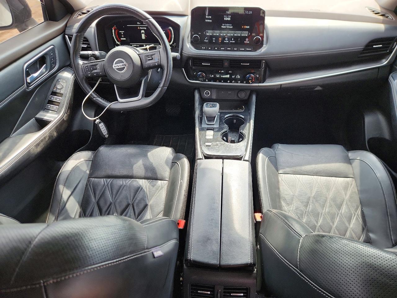 Nissan Rogue Platinum