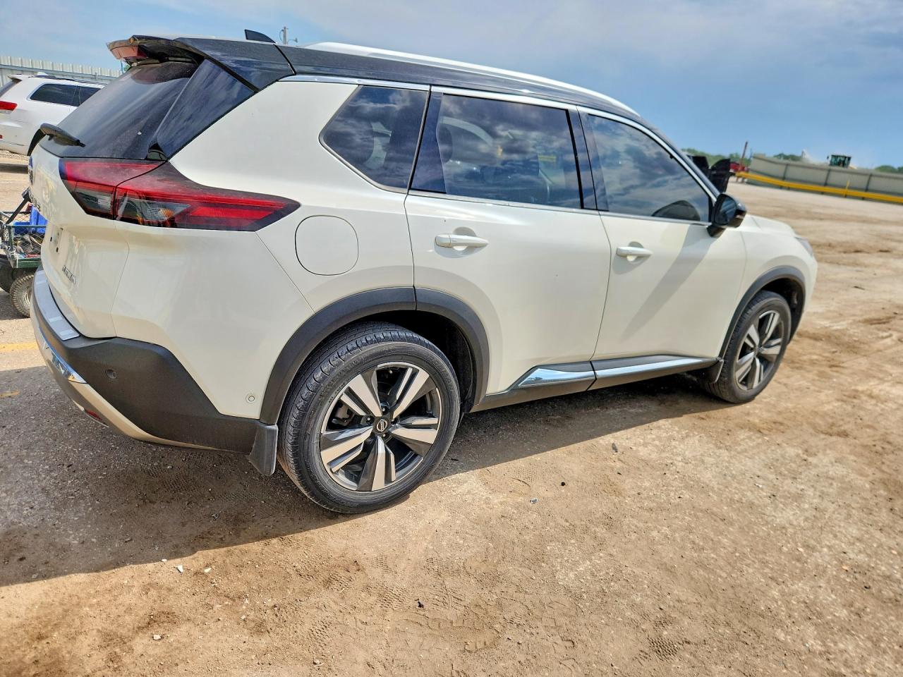 Nissan Rogue Platinum