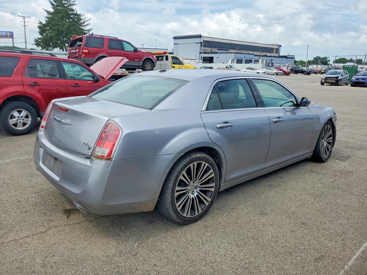 Chrysler 300 S