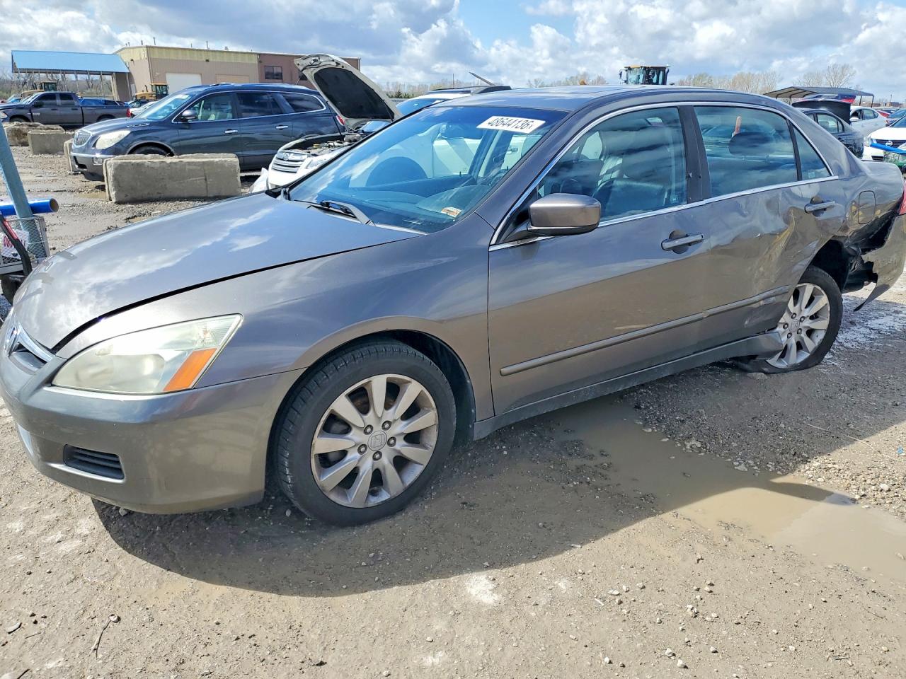 Salvage Honda Accord Image