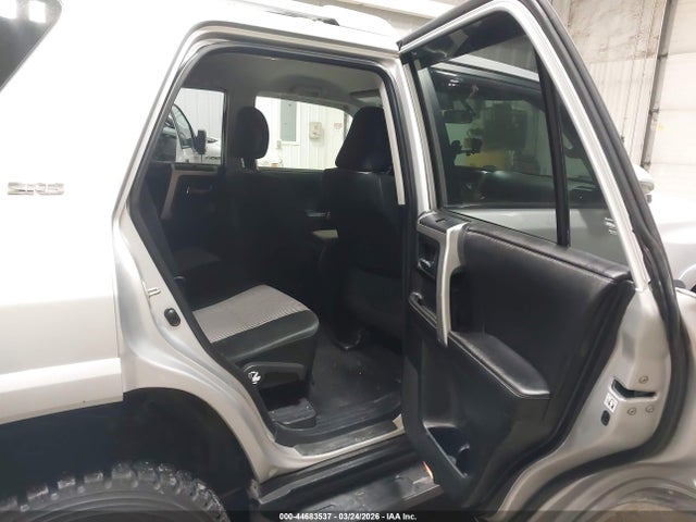 Toyota 4Runner Sr5