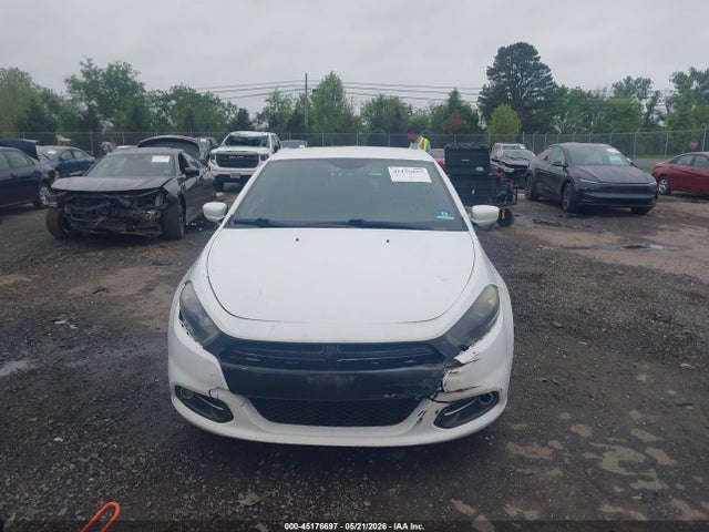 Dodge Dart Sxt