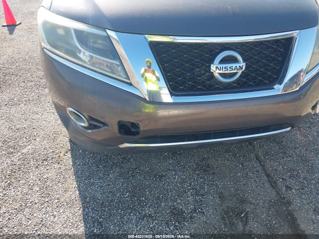 Nissan Pathfinder Platinum