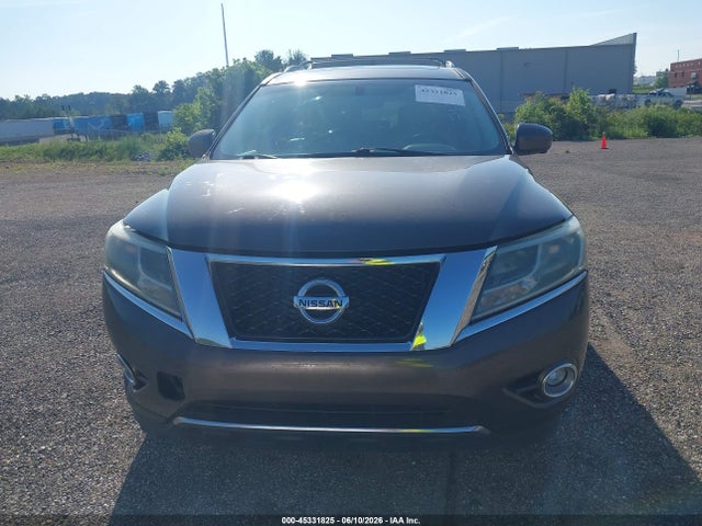 Nissan Pathfinder Platinum