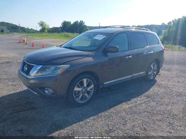 Nissan Pathfinder Platinum