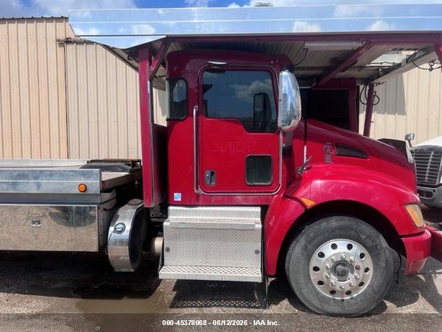 Salvage Kenworth Construction Image