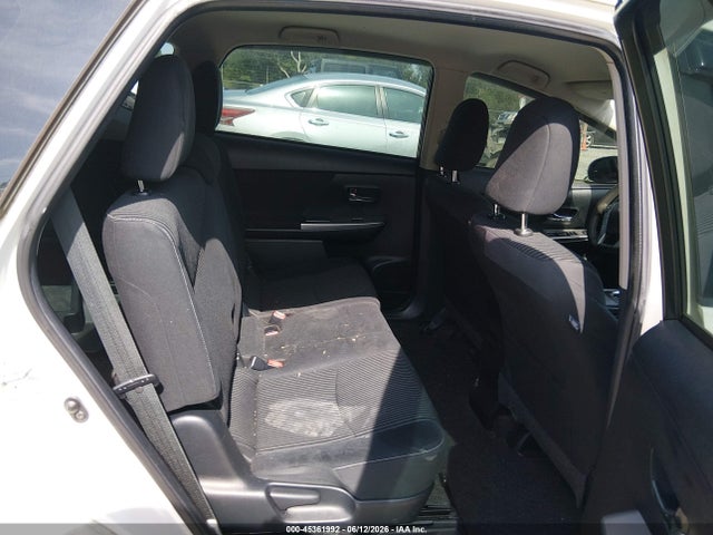 Toyota Prius v Two