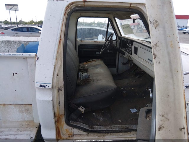 Ford F-100