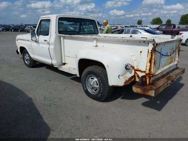 Ford F-100