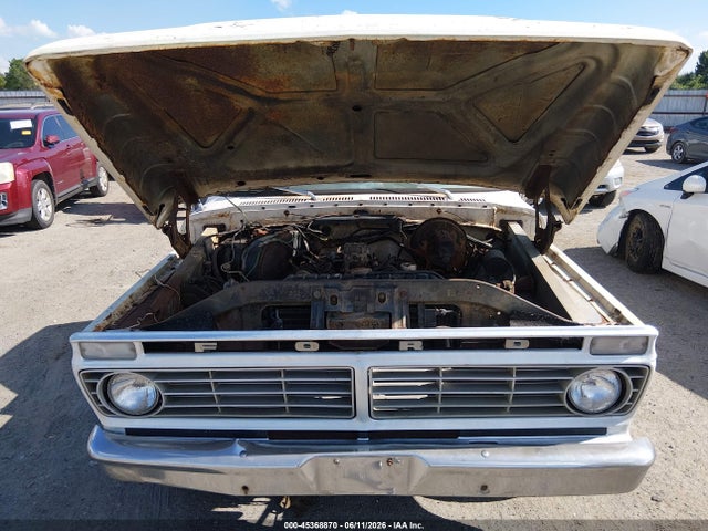 Ford F-100