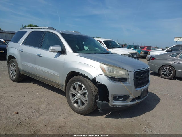 Salvage GMC Acadia Image