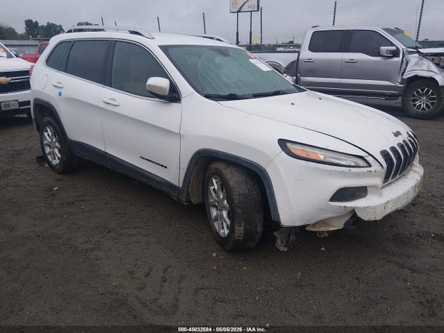 Salvage Jeep Cherokee Image
