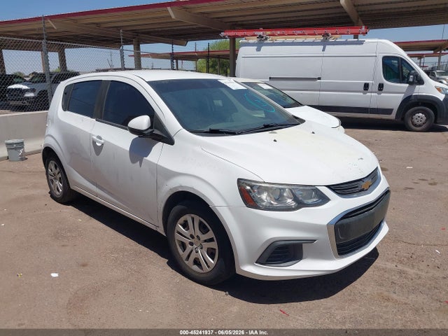 Salvage Chevrolet Sonic Image