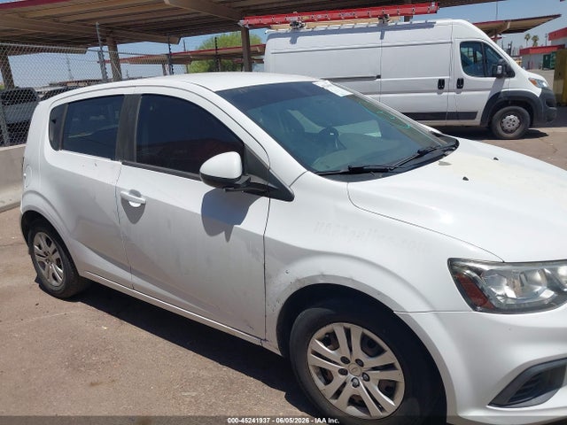 Chevrolet Sonic Lt Auto