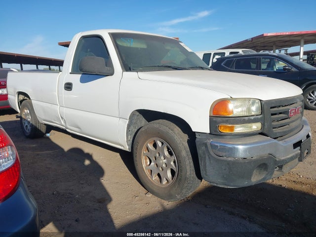 Salvage GMC Sierra 1500 Image