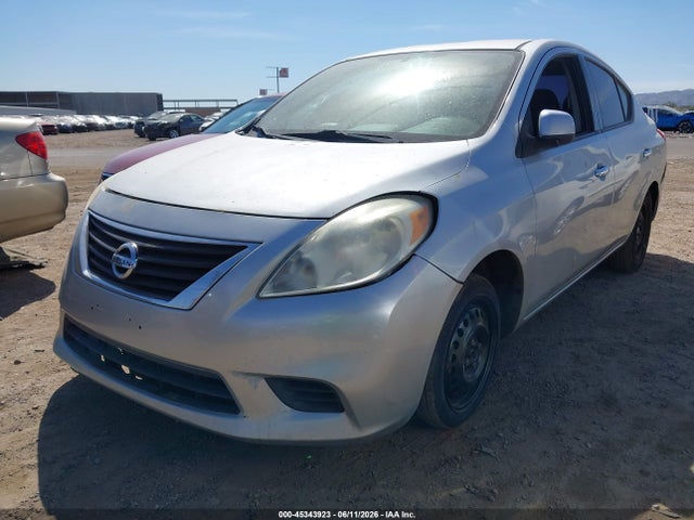 Nissan Versa 1.6 Sv